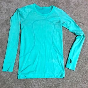 Lululemon long sleeve top